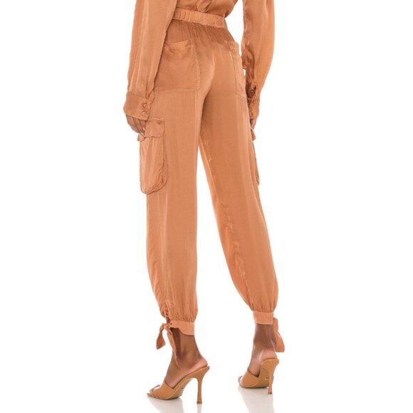 NWT YFB pistachio green khaki satin-like cargo pants XS - Picture 9 of 11